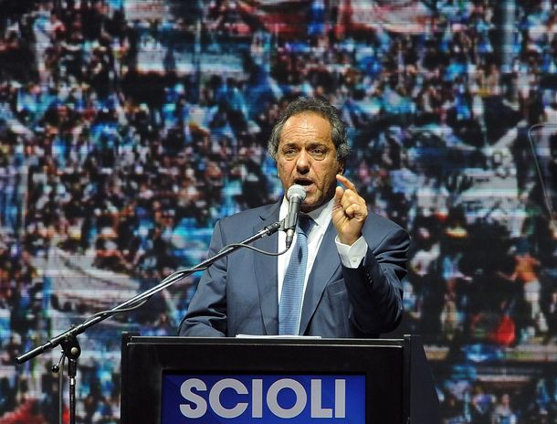 Alberto Pérez: Scioli vuelve a ganar con una enorme diferencia