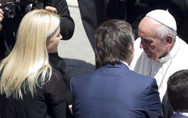 El Papa cuestionó a los que ponen obstáculos a la vida