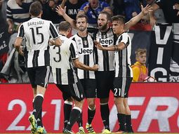 De la mano de Higuaín, Juventus llegó a la punta de la Serie A