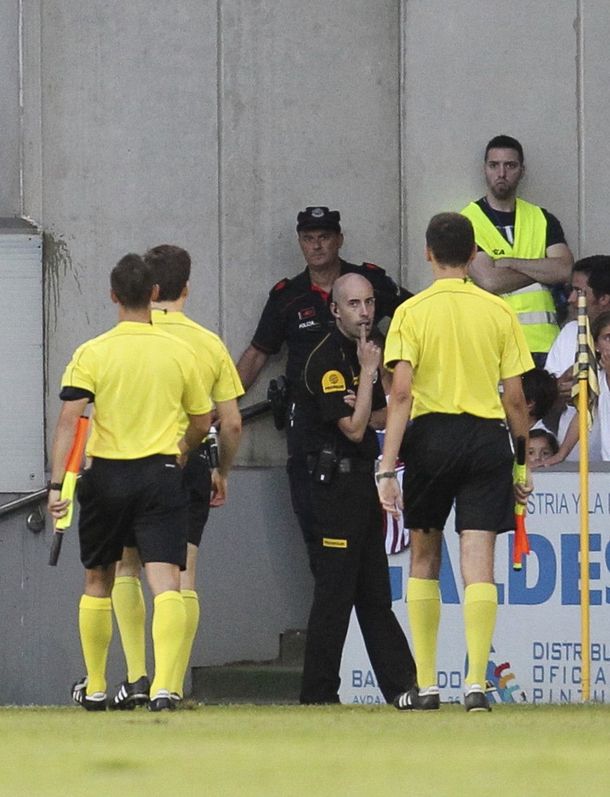 Alexis Ruano y una falta de respeto a un arbitro en España: Eres un puto