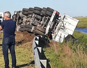 Tragedia en la ruta 5: murieron dos hombres y tres chicos