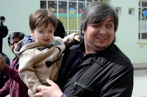 Máximo Kirchner evoluciona satisfactoriamente pero seguirá internado