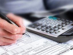 Impuesto a las Ganancias: el Gobierno elevará por decreto el mínimo no imponible a 180 mil pesos