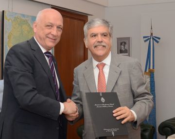 Todas las provincias congelarán sus tarifas eléctricas durante un año