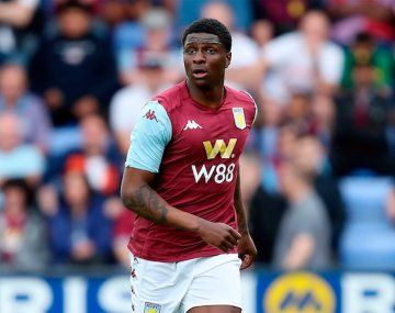 Futbolista de la Premier League estrelló su auto contra una guardería