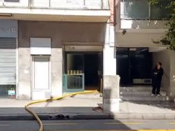 voraz incendio destruye el piso 8 de un edificio en balvanera voraz incendio destruye el piso 8 de un edificio en balvanera