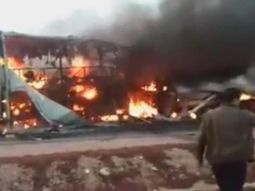 al menos 31 muertos al chocar un micro que trasladaba atletas al menos 31 muertos al chocar un micro que trasladaba atletas