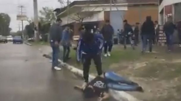 Un joven resultó herido en una violenta pelea a la salida de un boliche clandestino en Ezpeleta.