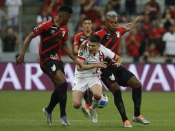 Cómo ver en vivo Estudiantes de La Plata vs Athletico Paranaense por la Copa Libertadores. Cómo ver en vivo Estudiantes de La Plata vs Athletico Paranaense por la Copa Libertadores.