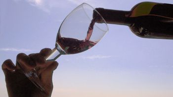 Vino bebida nacional Vino bebida nacional