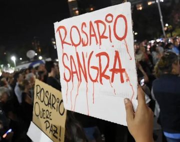 Decenas de detenciones por los crímenes de taxistas y el ataque a un colectivero en Rosario