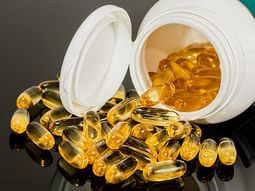 Estas son las vitaminas correctas para fortalecer los huesos y prevenir la osteoporosis.