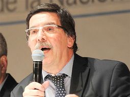 sileoni contra los docentes: el sueldo subio como ninguno sileoni contra los docentes: el sueldo subio como ninguno