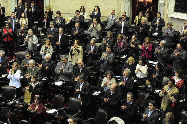 Es ley la moratoria que le permitirá jubilarse a 500 mil personas