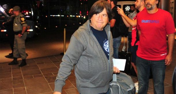 ¿Se acabó la magia? El Brujo Manuel estuvo presente pero Independiente perdió la Recopa