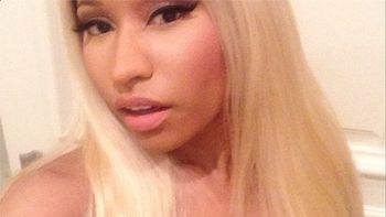 nicki minaj quiere ser la nueva reina de la autofoto hot nicki minaj quiere ser la nueva reina de la autofoto hot