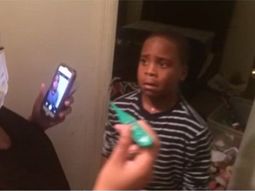 padres crueles le dicen a su hijo que tiene ebola padres crueles le dicen a su hijo que tiene ebola