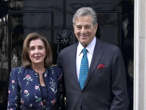 Atacaron al marido de Nancy Pelosi