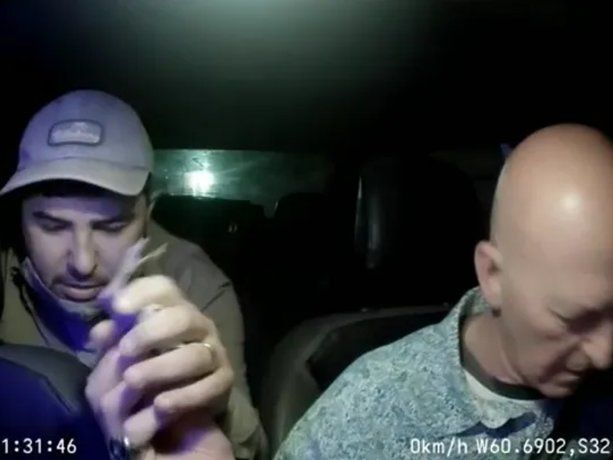 VIDEO: un taxista grabó el asalto de un delincuente en primer plano