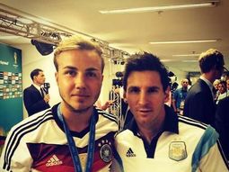 fue el heroe del campeon e hizo el gol de la final, pero le pidio una foto a messi fue el heroe del campeon e hizo el gol de la final, pero le pidio una foto a messi