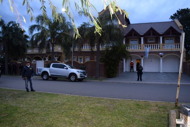 Detuvieron a Vino Caliente, el  jefe del sindicato portuario de gran Rosario por lavado de dinero