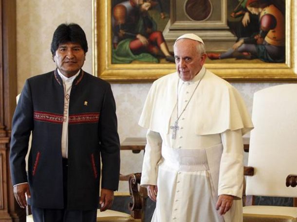 Evo Morales anunció que el papa Francisco visitará Bolivia en 2015