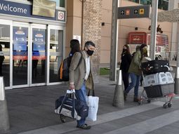 Reportan 16.325 nuevos casos y 438 nuevas muertes por Covid-19