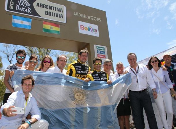 Santos, en la largada del Rally Dakar 2016