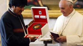 el papa francisco recibio a evo morales en el vaticano el papa francisco recibio a evo morales en el vaticano