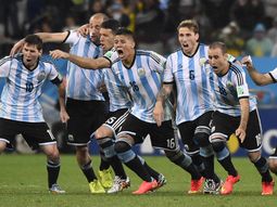 Messi, Pablo Zabaleta, Demichelis, Marcos Rojo, Biglia y Palacio