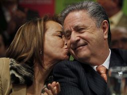 hay que debatir si la mujer puede ejercer la politica hay que debatir si la mujer puede ejercer la politica