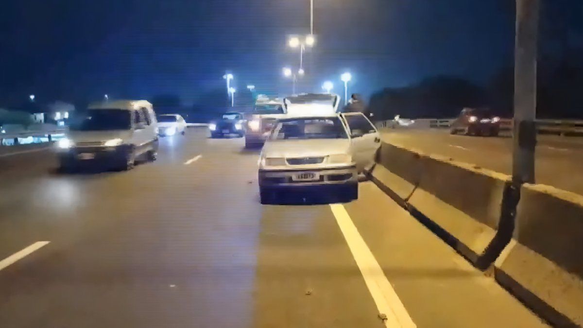 Choque múltiple en la avenida General Paz dejó un herido