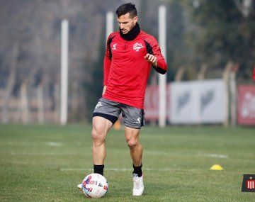 Estudiantes: Pablo Piatti sufrió una lesión y deberá ser operado