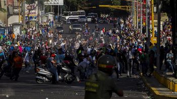 argentina expreso su firme respaldo a maduro tras los violentos incidentes argentina expreso su firme respaldo a maduro tras los violentos incidentes