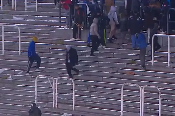 Incidentes en la tribuna de Godoy Cruz.