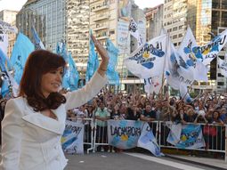 un diputado comparo la gestion de cristina kirchner con la de peron un diputado comparo la gestion de cristina kirchner con la de peron