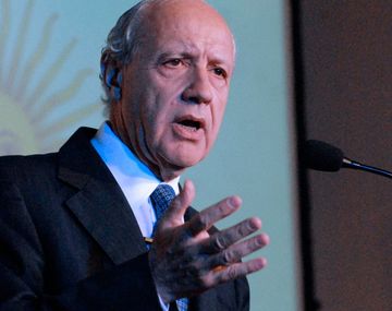 Lavagna declara por el supuesto ofrecimiento de dinero para que baje su candidatura