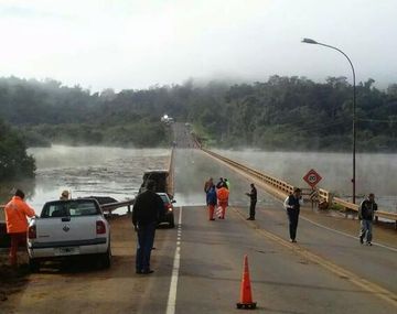Ya hay rutas anegadas por la crecida del río Paraná