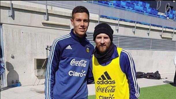 Nehuén Pérez y Lionel Messi