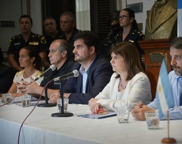 Desbaratan banda narco y otra de sicarios