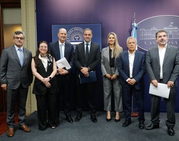 La peculiar justificación que hizo Adorni de la ausencia de la CGT en el Consejo de Mayo