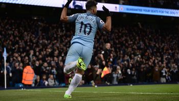 El Kun metió el cuarto del City ante West Ham El Kun metió el cuarto del City ante West Ham