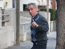 Julio Luis Sanguinetti rechazó ser el próximo ministro de Turismo uruguayo. Julio Luis Sanguinetti rechazó ser el próximo ministro de Turismo uruguayo.