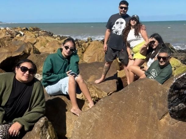 La familia es oriunda de Arrecifes y debió&nbsp;regresar antes de tiempo porque les robaron $4.500.000 y los 14 bolsos.&nbsp;