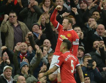Rooney destrabó el partido y el Manchester United ganó