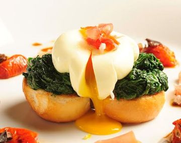 {altText(,#SemanaMundialdelHuevo minutouno.com te invita a cenar en el célebre TOMO I)}