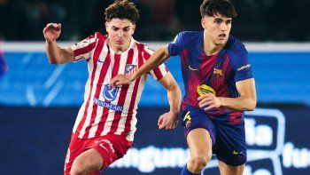 barcelona vencio 3-1 a atletico de madrid y se afianza en la cima de laliga barcelona vencio 3-1 a atletico de madrid y se afianza en la cima de laliga