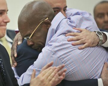 Pasó 24 años preso por error y ahora reclama US$162 M