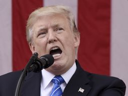 Renunció el vocero de Donald Trump