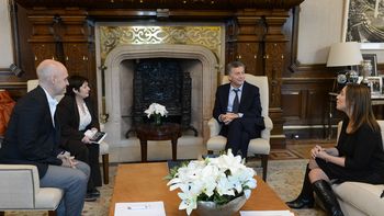 Mauricio Macri recibió a Graciela Ocaña en Casa Rosada Mauricio Macri recibió a Graciela Ocaña en Casa Rosada